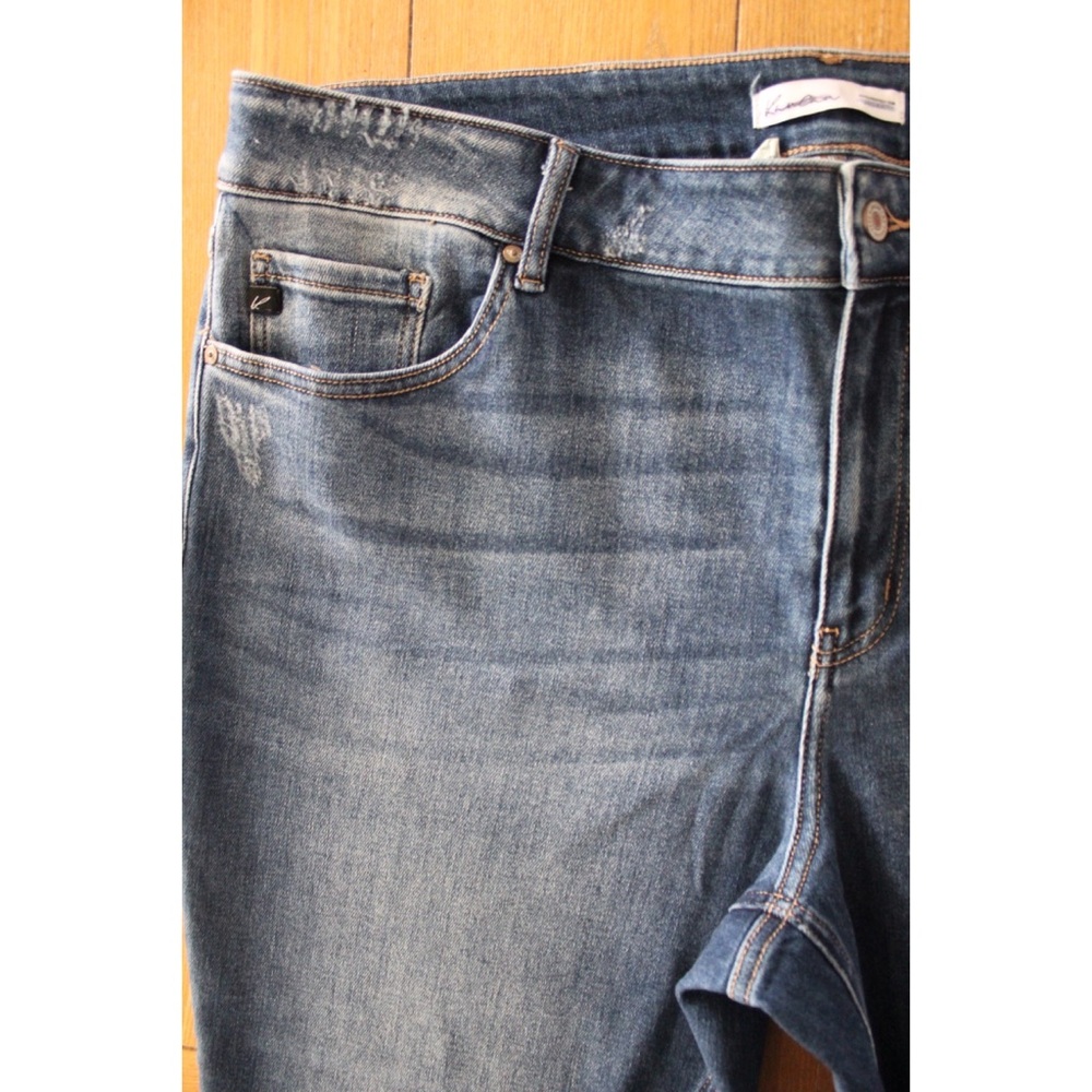Plus Size KanCan Skinny Mid Rise Frayed Hem Jeans NWT Plus Size 24W - Picture 3 of 9